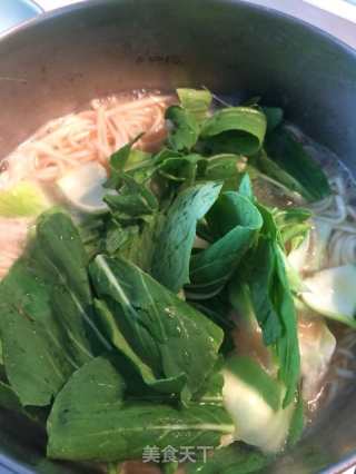 Green Vegetable Noodle Soup recipe