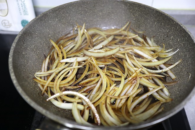 Black Pepper Beef Fried Noodles recipe