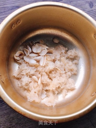 Purple Sweet Potato Lily Tremella Soup recipe