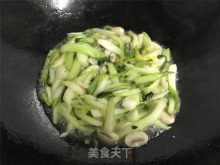Stir-fried Vegetable Stems with Mushrooms recipe