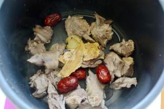Stewed Duck with Angelica and Jujube recipe