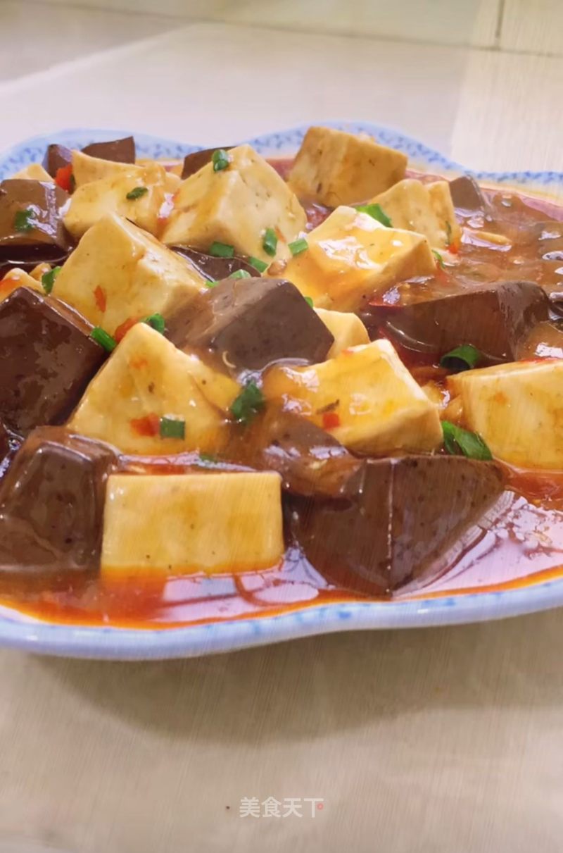 Family Qualification Tofu Stewed Duck Blood recipe