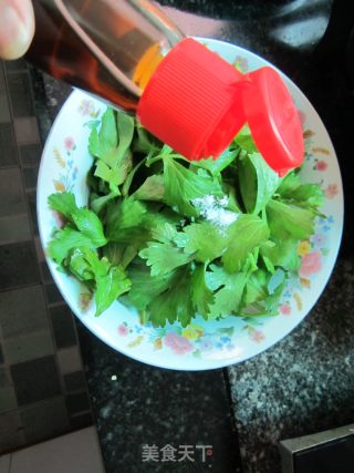 Celery Leaf Salad recipe