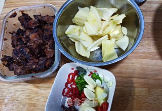 Braised Pork and Potato Chips recipe