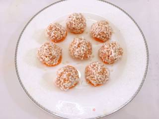 Qiuyan's Glutinous Rice and Lotus Root Balls recipe