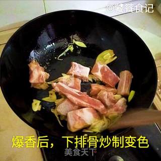 Auspicious Three Treasures-"cicada Pupa Quail Egg Braised Pork Ribs" recipe