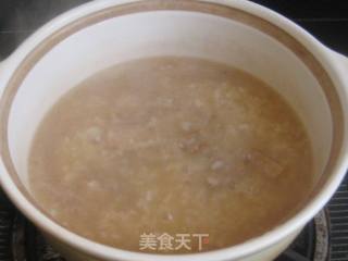 Glutinous Rice Porridge with Lentil Flowers and Pork Slices recipe