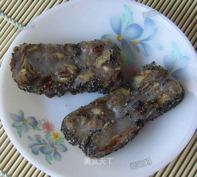 Black Sesame Tuan Cake recipe