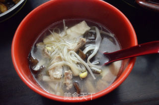 Tofu and Pork Soup with Enoki Mushroom and Fungus recipe