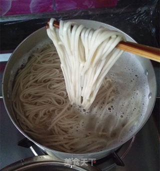 Spicy Soy Sauce Noodles recipe