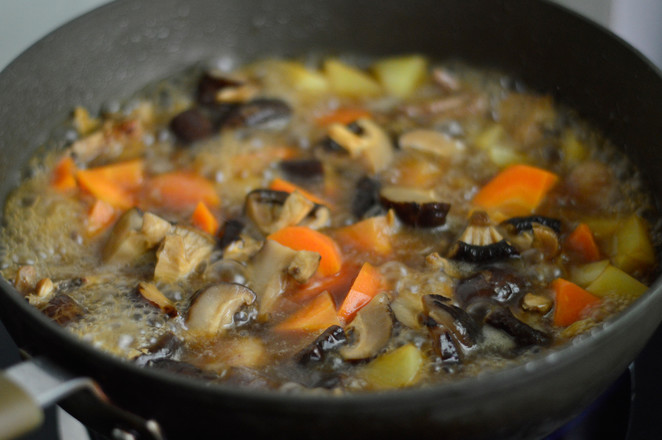 Braised Chicken Wings with Mushrooms recipe