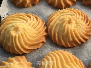 #4th Baking Contest and is Love Eat Festival# Very Squeezed and Delicious-butter Cookies recipe