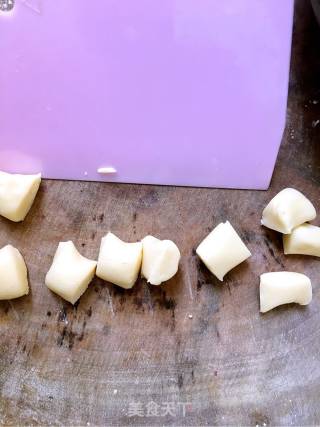 #the 4th Baking Contest and is Love to Eat Festival #little White Rabbit Biscuits recipe