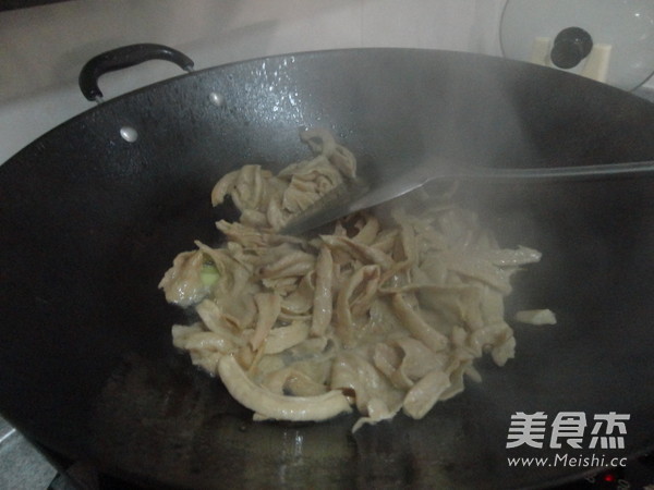 Stir-fried Cabbage with Vegetarian Meat recipe