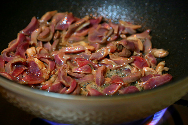 Homemade Capers-fried Chicken Gizzards with Capers recipe