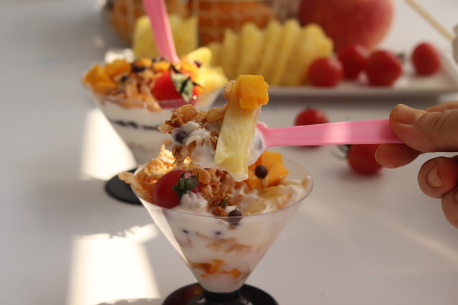 Yogurt Fruit Cup recipe