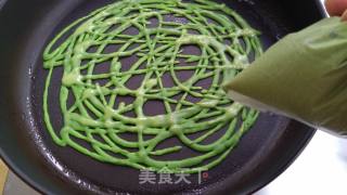 Net Red Spinach Pie recipe