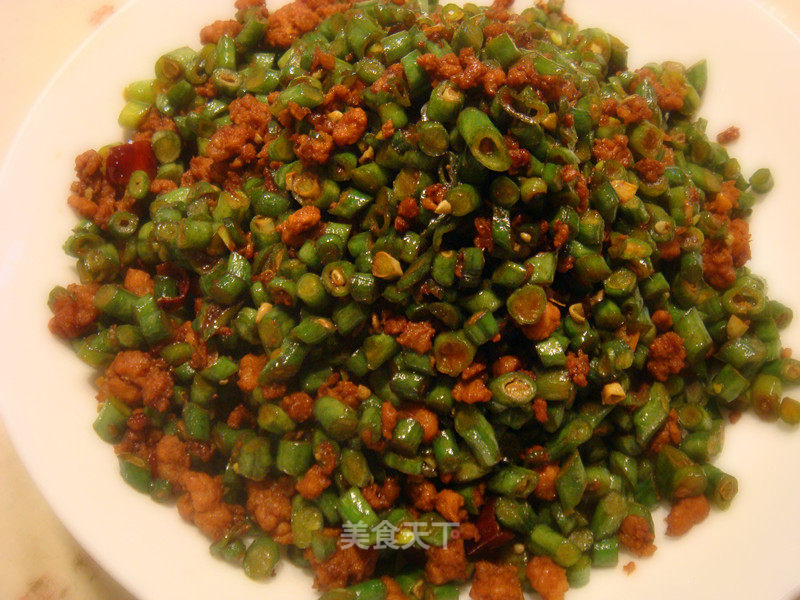 Super Serving ~ Dry Stir-fried Cowpeas with Minced Meat recipe