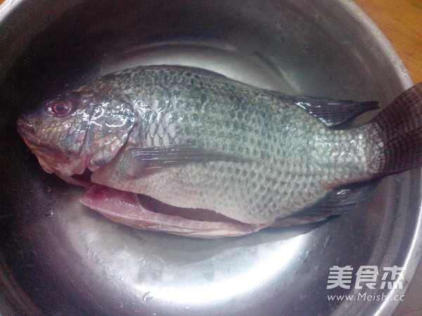 New Orleans Grilled Crucian recipe