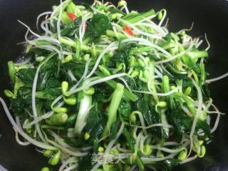 Stir-fried Bean Sprouts and Greens recipe