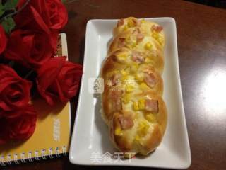 Bacon Corn Salad Braid Bread recipe