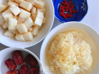 Sydney White Fungus Soup with Rock Sugar recipe