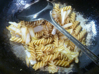 Stir-fried Cabbage Noodles recipe