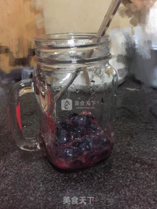 Blueberry Sparkling Water recipe