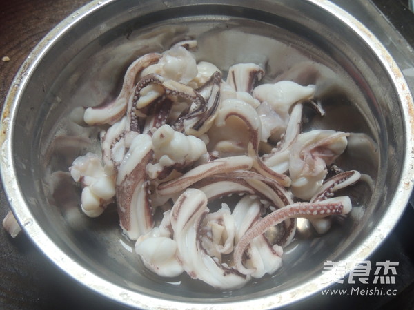 Sweet and Spicy Squid Whisk recipe