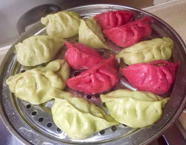 Coriander Beef Colorful Dumplings recipe