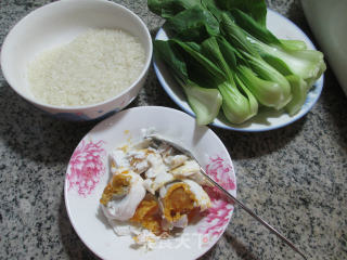 Rice Congee with Salted Duck Eggs and Vegetables recipe