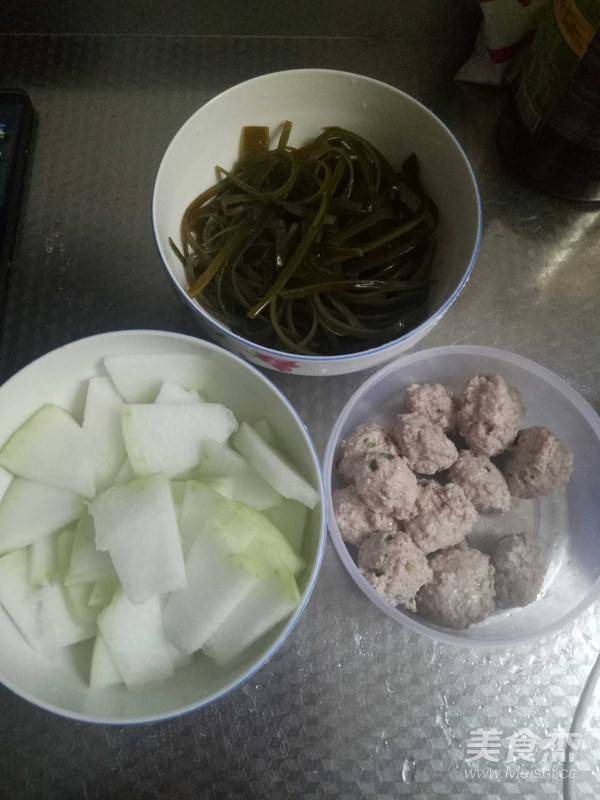 Roasted Seaweed Meatballs with Winter Melon recipe
