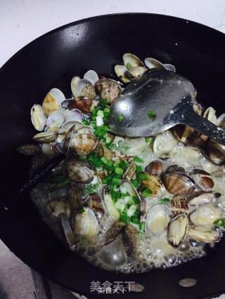 Stir-fried Clams recipe
