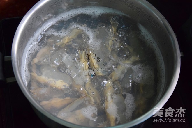 Spicy Tempeh with Razor Clams recipe