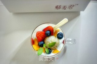 Quinoa Yogurt Fruit Cup recipe