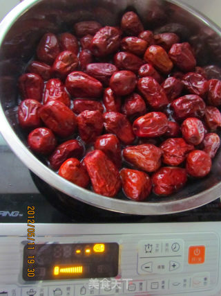 Dedicated to Mother's Day-sweet Dates recipe