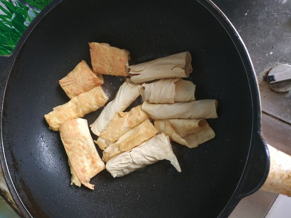 Bean Curd Meat Roll recipe