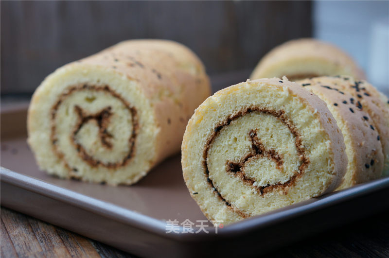 Coconut Sesame Cake Roll recipe
