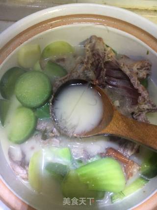 Roast Duck Bone Soup recipe