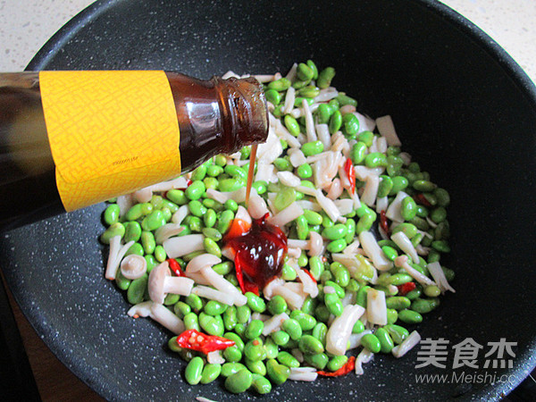 Stir-fried Edamame with Seafood, Mushroom and Oyster Sauce recipe