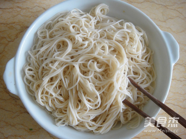 Tossed Noodles with Fermented Bean Curd and Sesame Sauce recipe