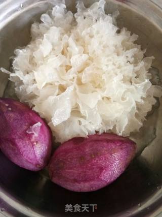 Purple Sweet Potato and Tremella Soup recipe