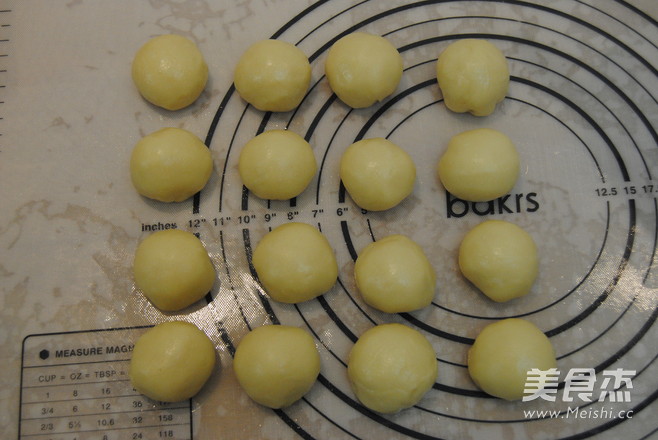 Egg Yolk Crisp (butter Version) recipe