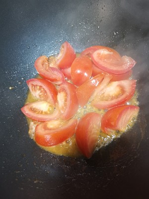 Stewed Beef Bone with Tomato and Potato recipe