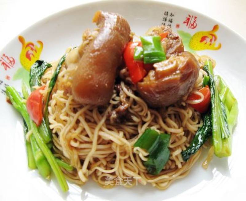 Pork Hand Braised Noodles recipe