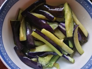 Stir-fried Cowpeas with Eggplant recipe