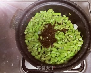 Sprouts with Minced Meat and Cowpea recipe