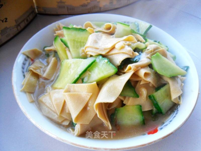 Dried Tofu and Cucumber Slices recipe