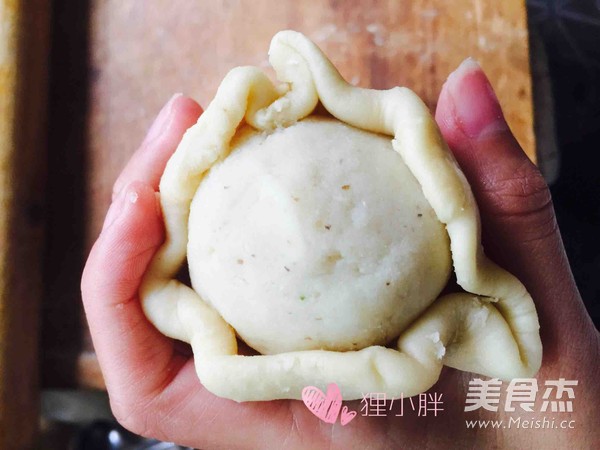 Mooncakes with Egg Yolk and Lotus Seed Paste recipe