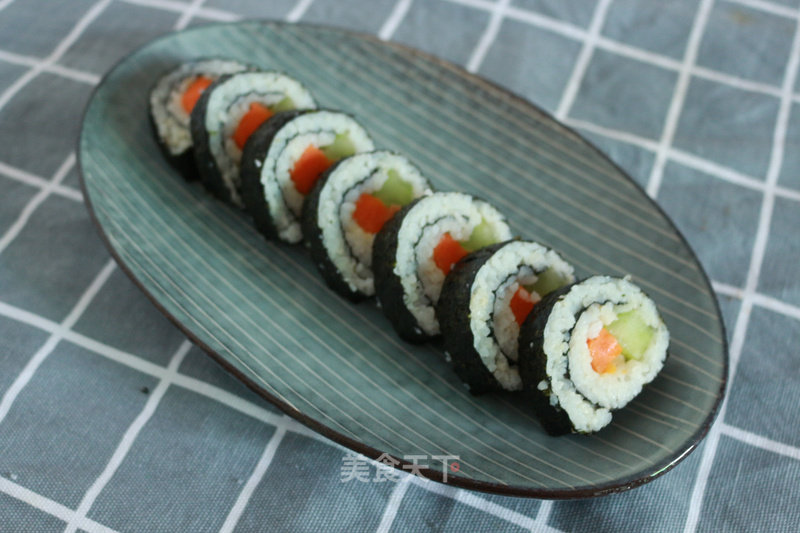 How to Make Japanese-style Hand-rolled Sushi